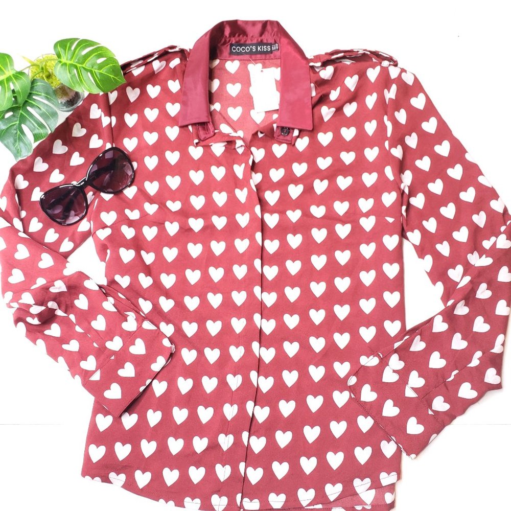 Coco’s Kiss New Heart Print Top, L